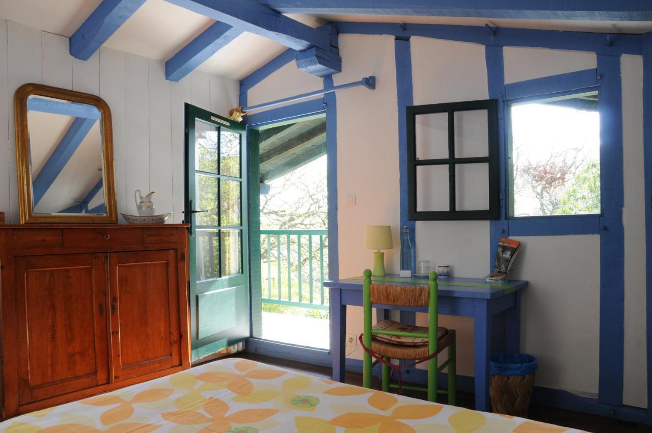 Domaine Xixtaberri Otel Cambo-les-Bains Dış mekan fotoğraf